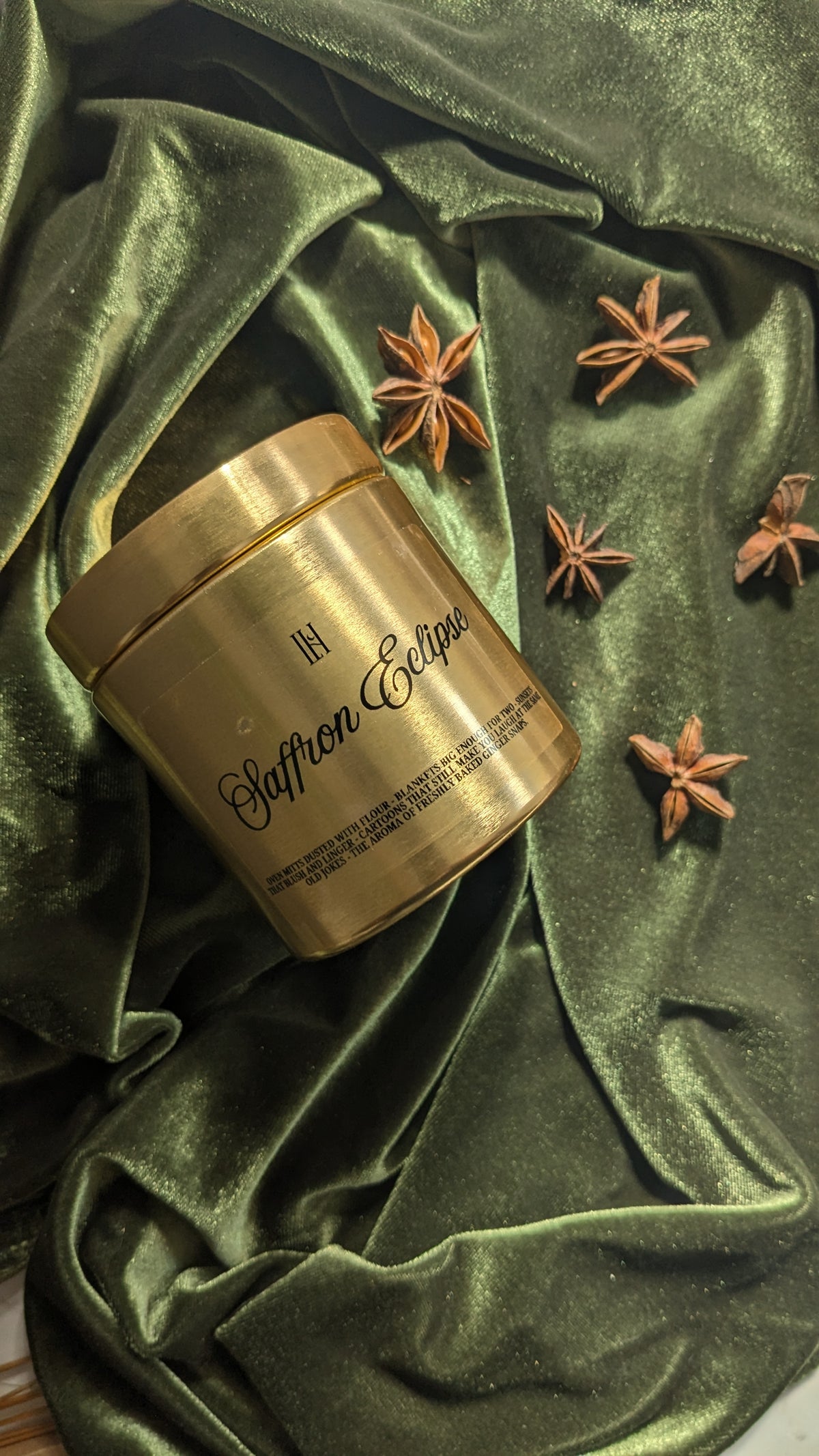 Saffron Eclipse Tin Candle